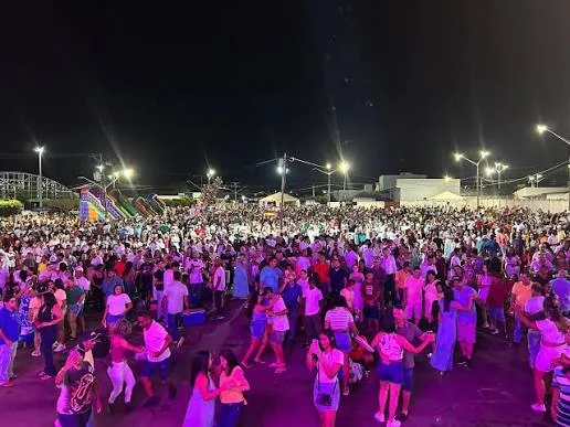 Aniversário de Juína & FESCAJU em Juína (foto 4)